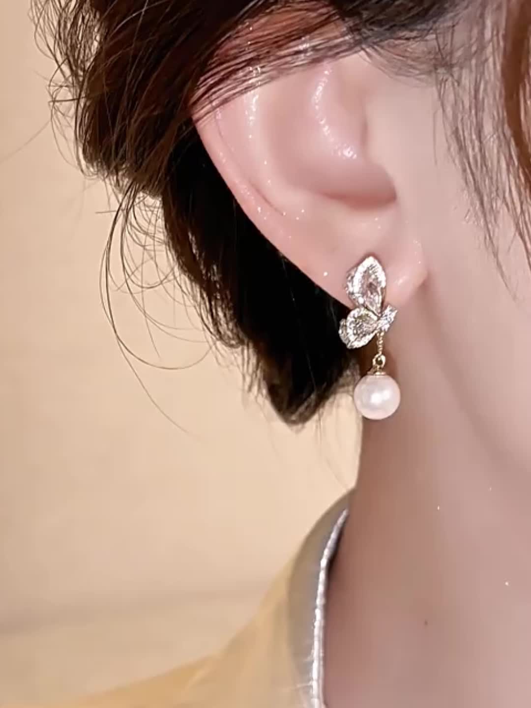 Elegant Butterfly Design Copper Alloy Cubic Zirconia Earrings